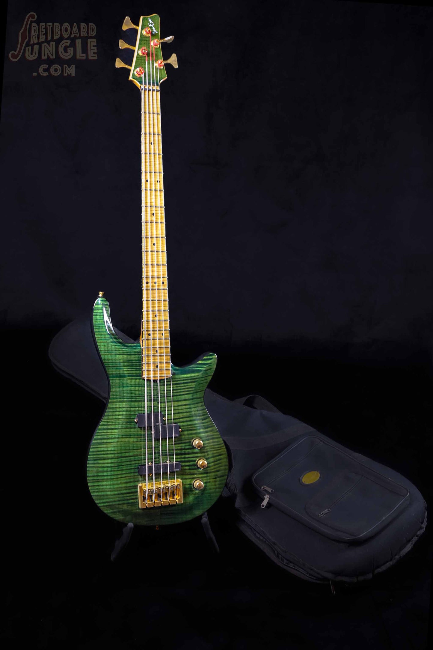 Andy Taylor Custom 5 String Bass - Green - 2021 - Aus