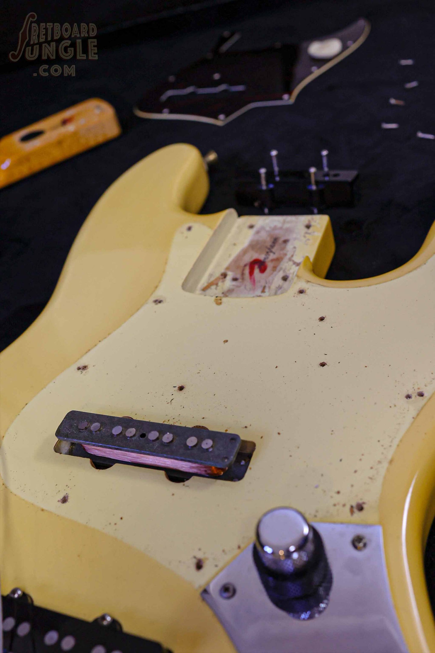 Fender Jazz Bass '62 Reissue - Vintage Olympic White - 1983 - USA