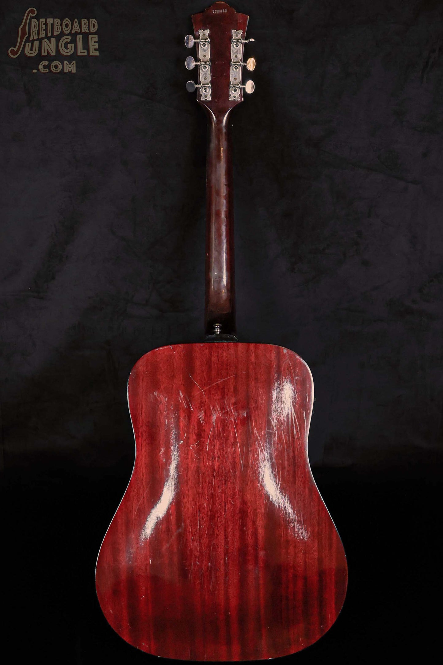 Guild D-25 - Cherry Red - 1978