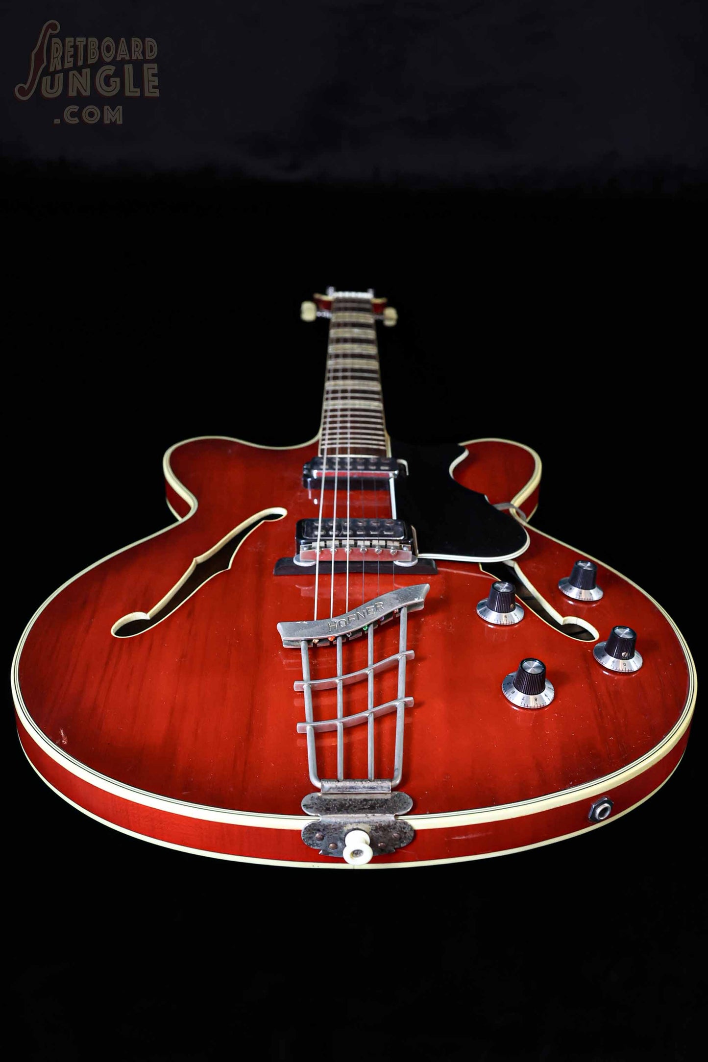 Vintage Hofner Verithin - Cherry Red - 1963