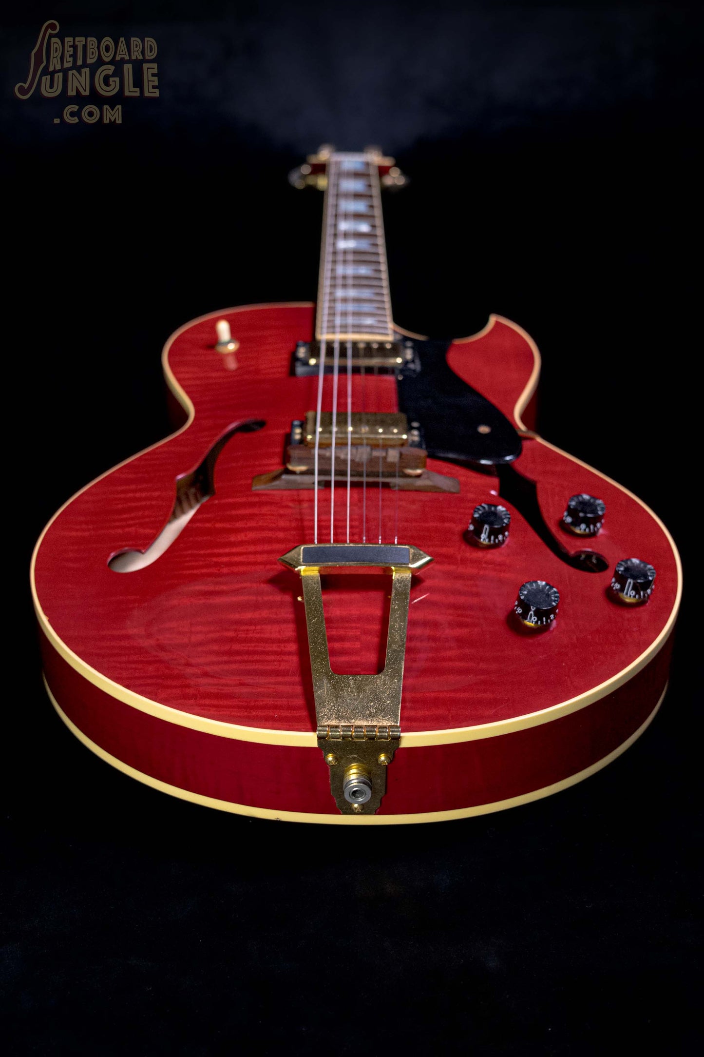 Heritage H-575 | Trans Cherry Red | USA | 2005