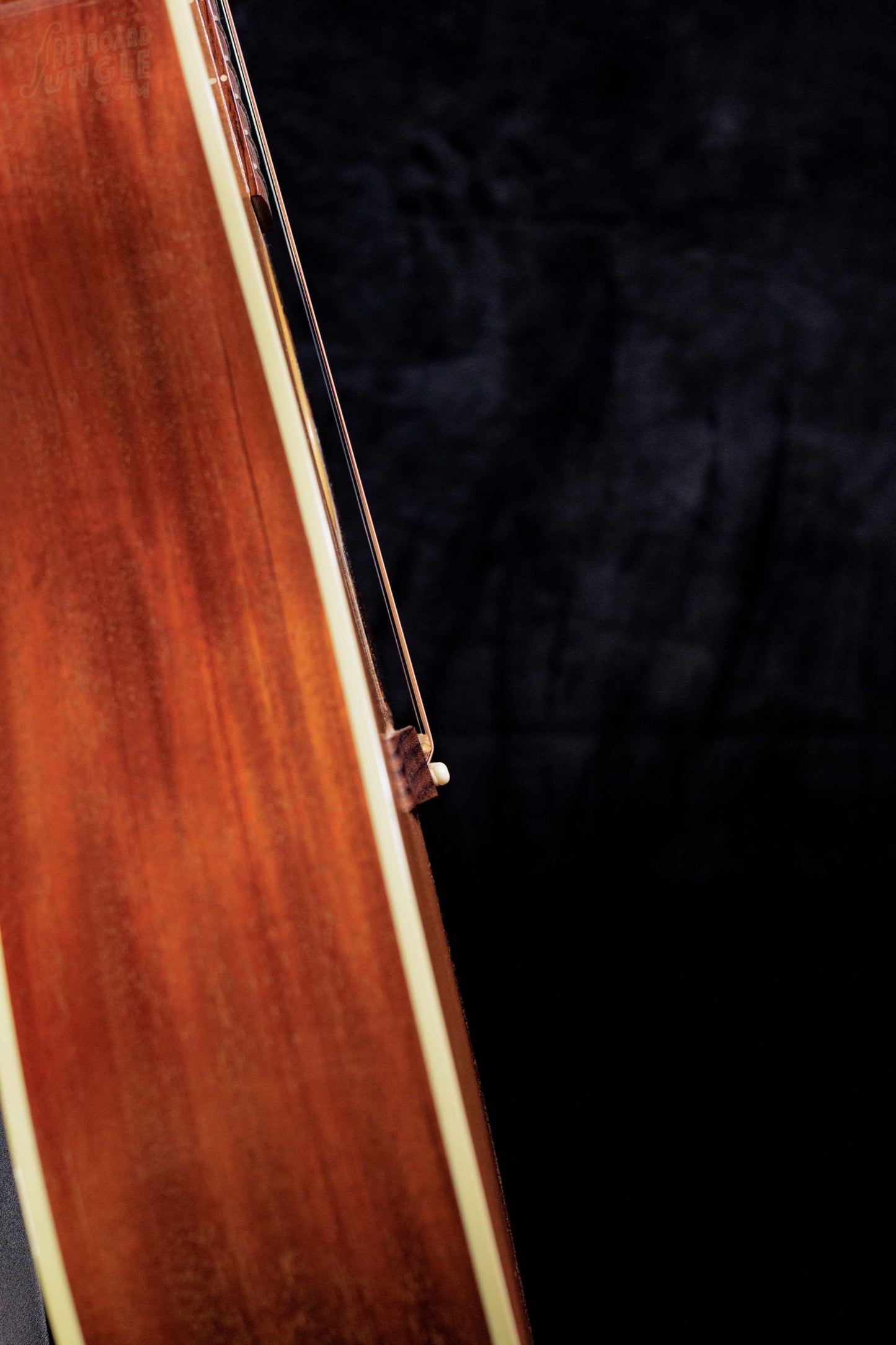 Gibson J-35 | Natural | USA | 2013