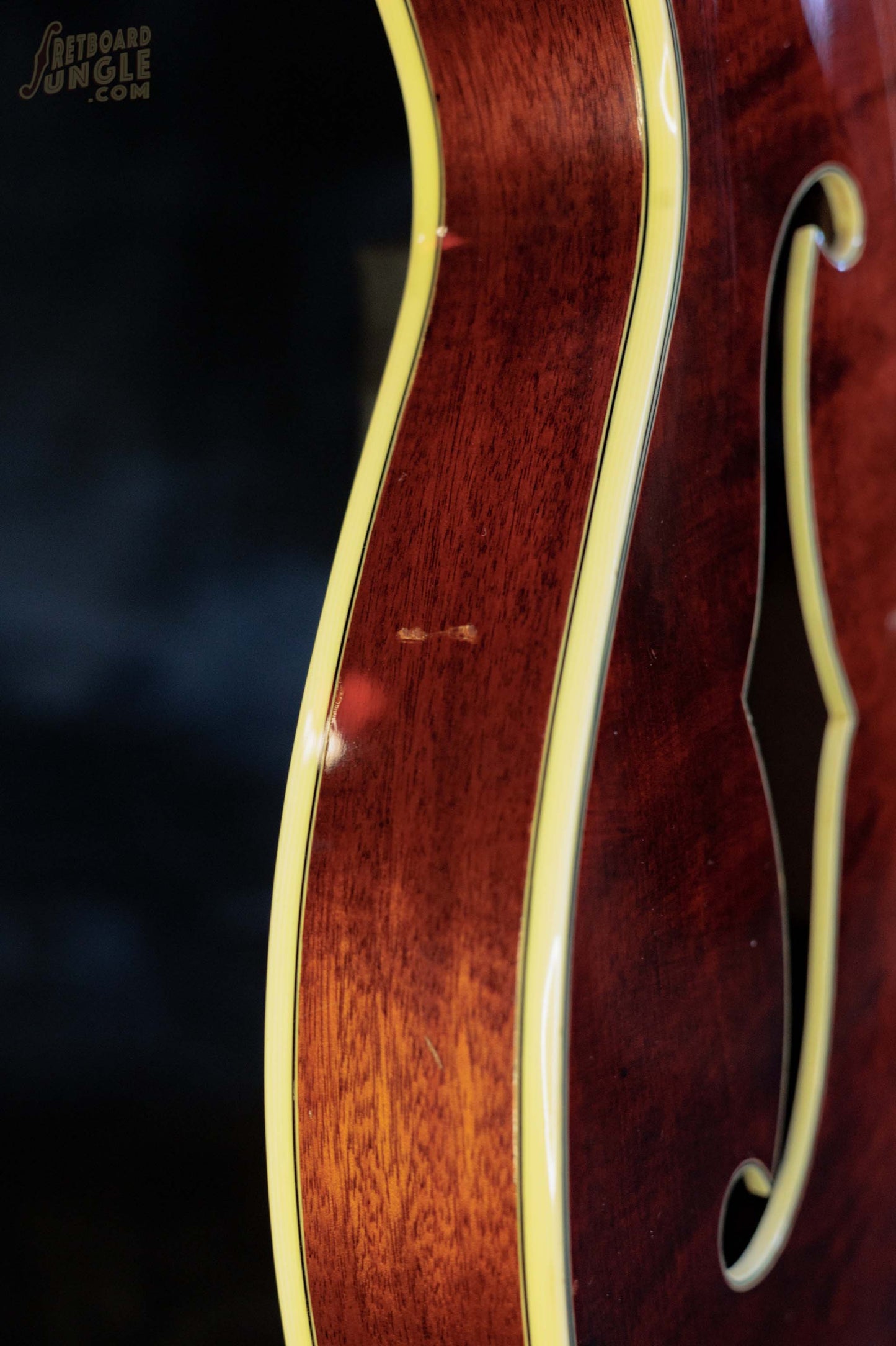 Eastman T186MX | Classic Red | PRC | 2006