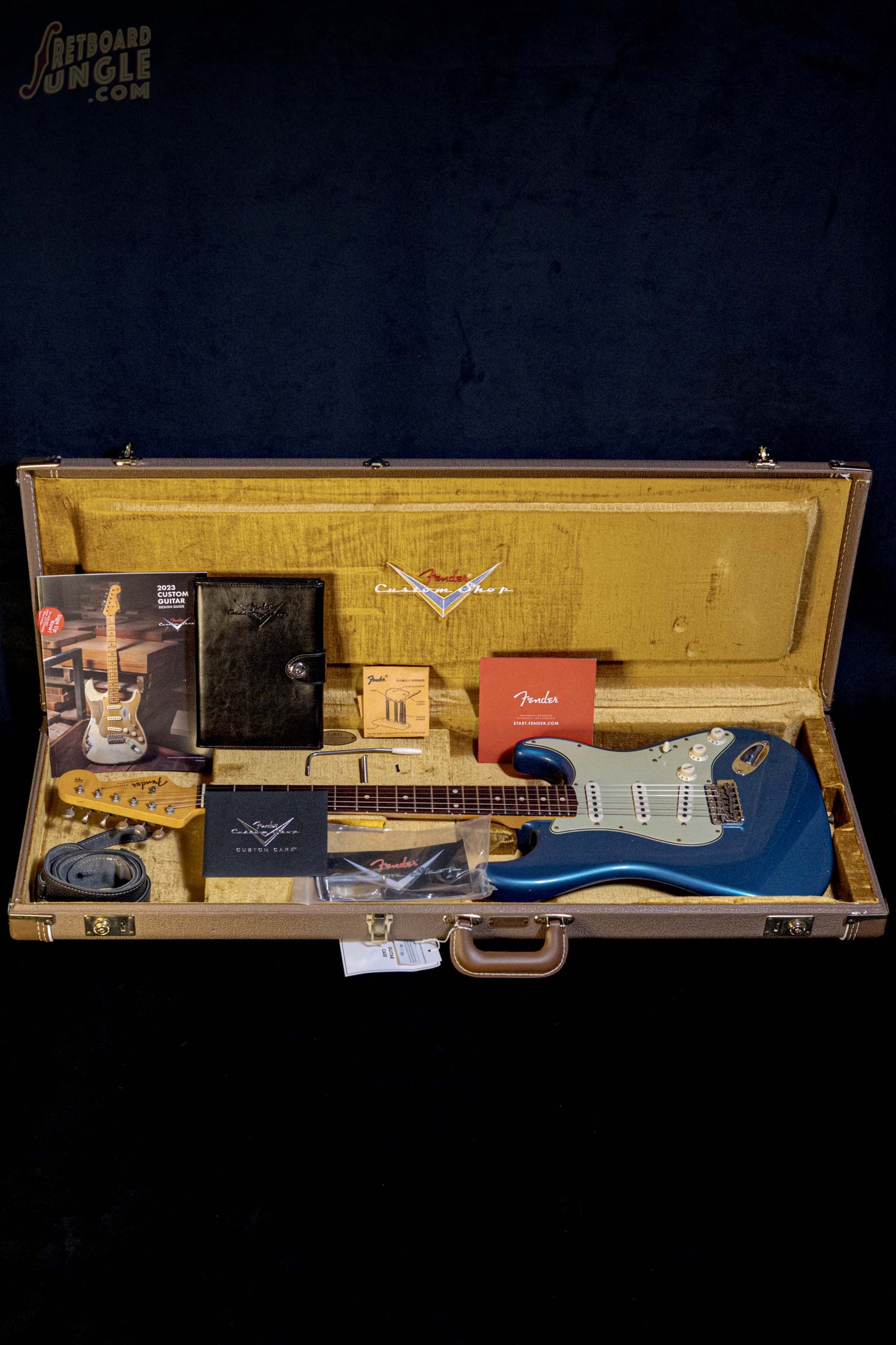 Fender Limited Edition ’62/’63 Stratocaster Journeyman | Aged Lake Placid Blue | 2023