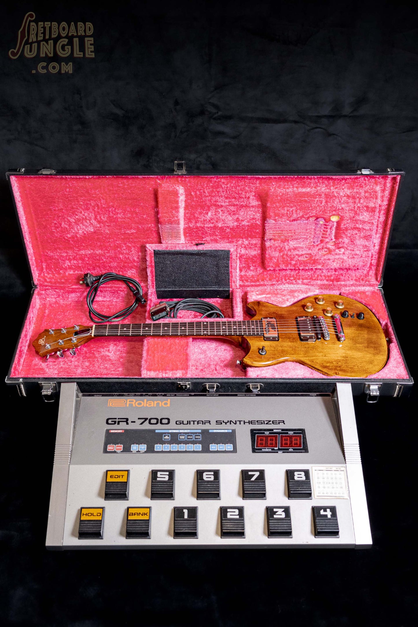 Roland G-303/GR-700 Guitar Synthesizer | Natural | Japan | 1982/1984