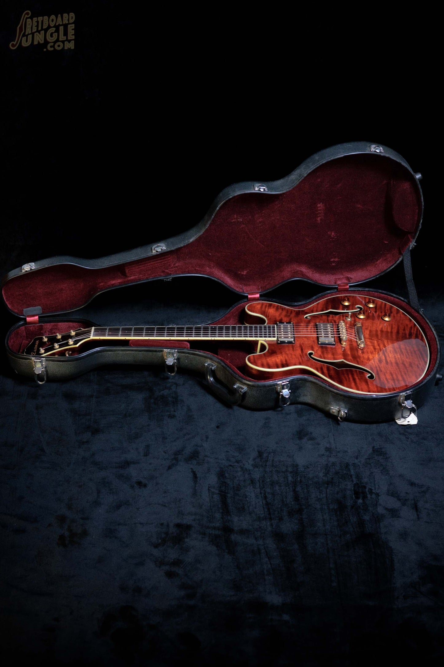 Eastman T186MX | Classic Red | PRC | 2006