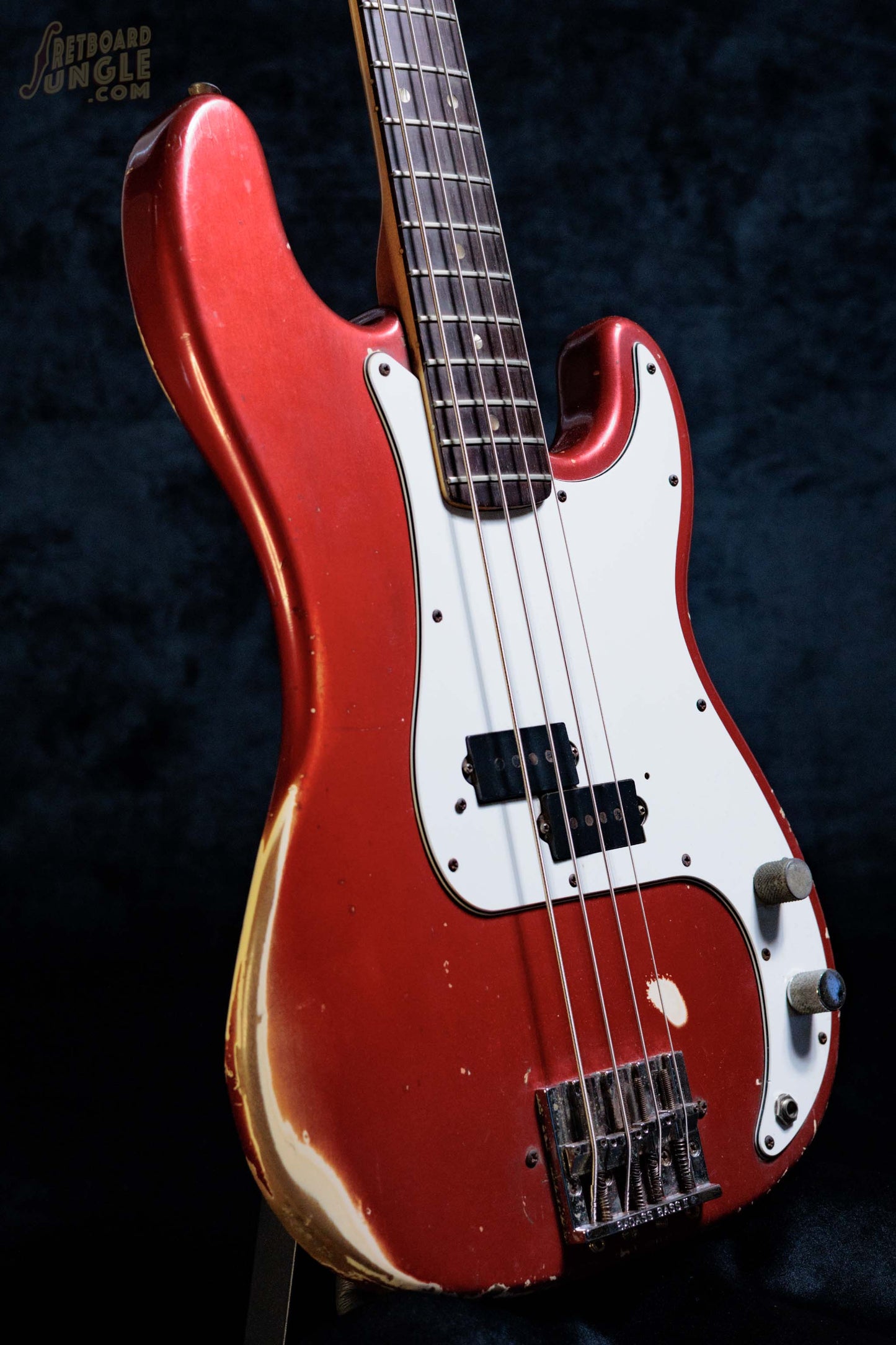 Fender Precision Bass | Candy Apple Red | USA | 1966