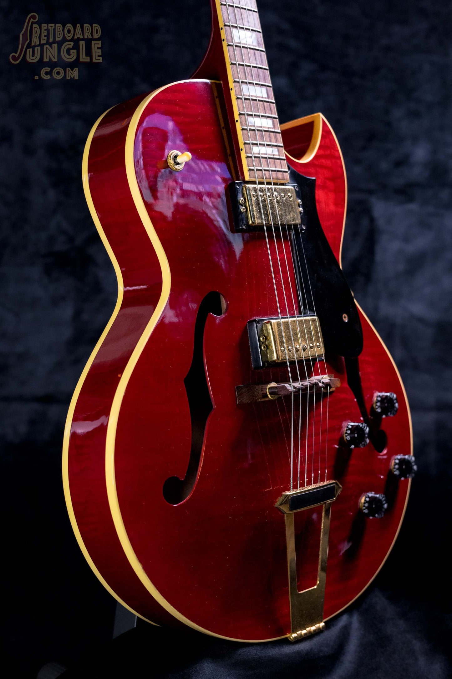 Heritage H-575 | Trans Cherry Red | USA | 2005