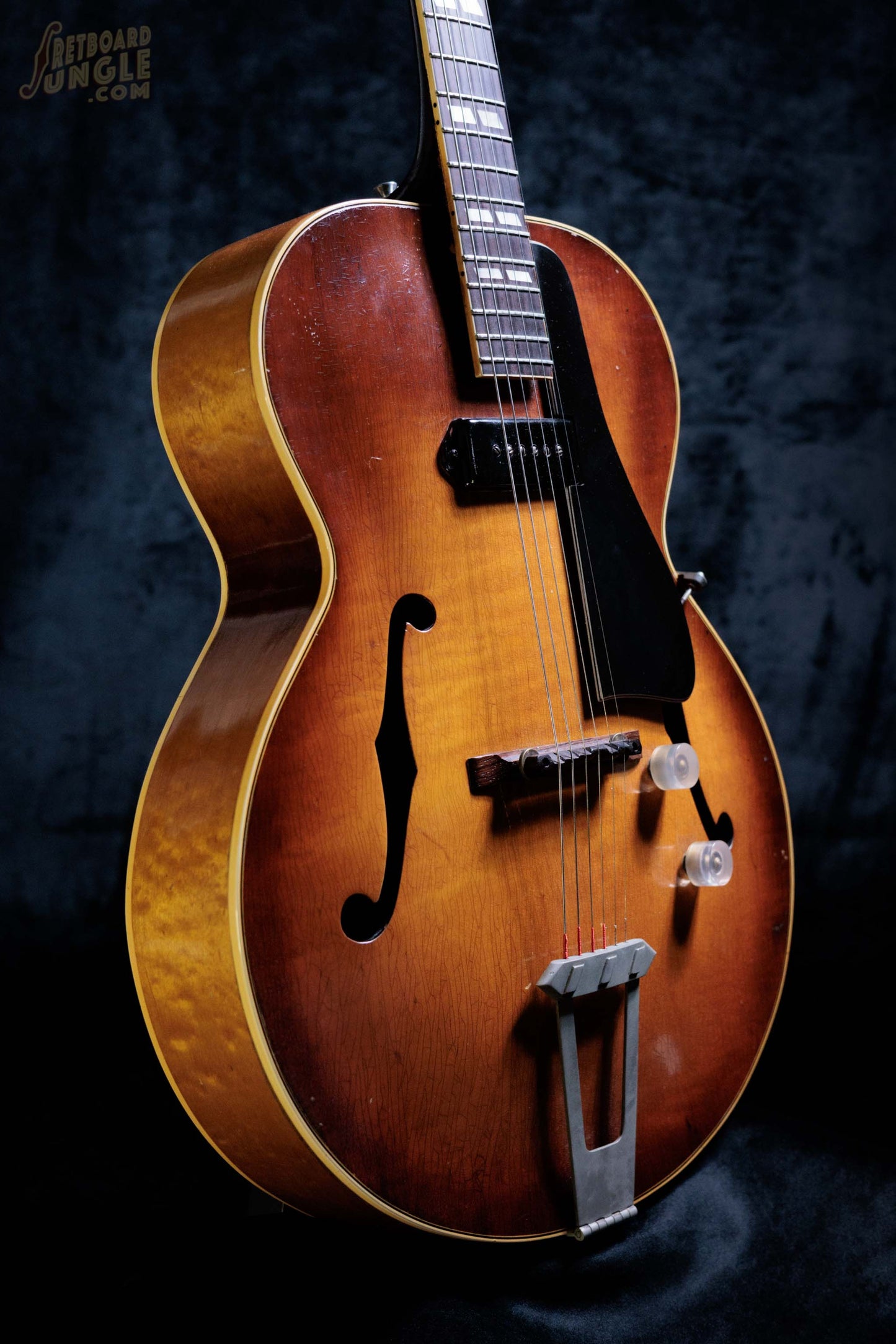 Gibson ES-300 | Cremona | USA | 1946