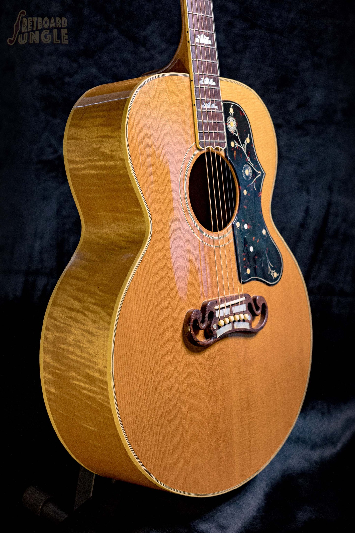Gibson SJ-200  | Natural | USA | 1999