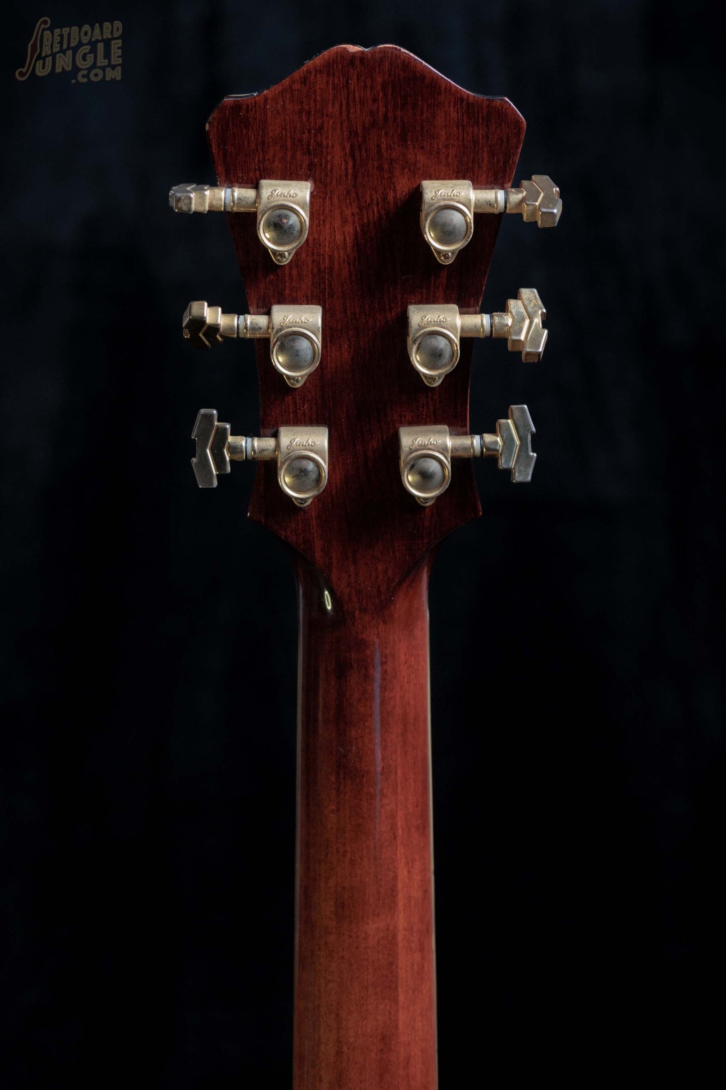 Eastman AR804E | Red | China | 2006