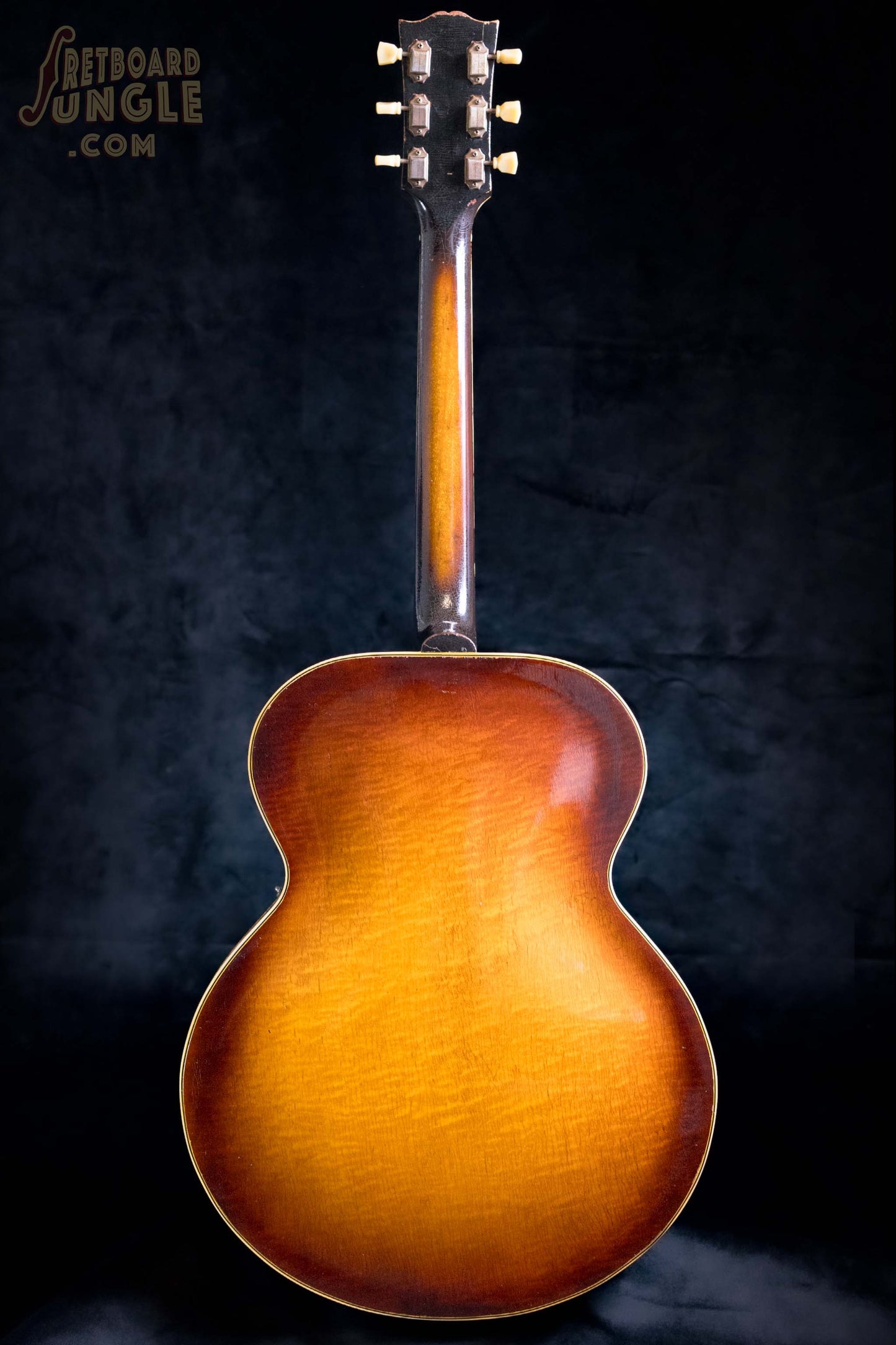 Gibson ES-300 Hollow Body Guitar | Cremona Burst | USA | 1946