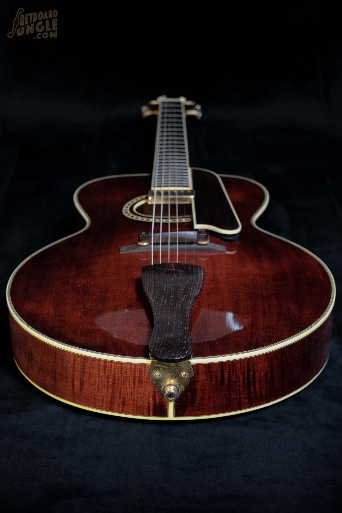 Eastman AR804E | Red | China | 2006