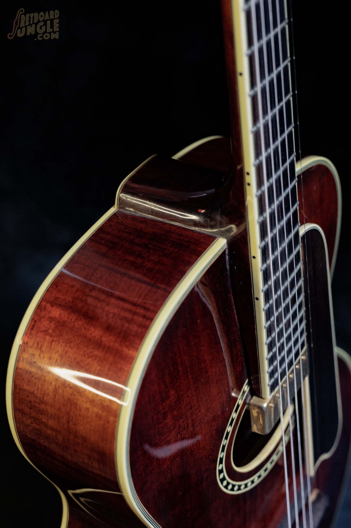Eastman AR804E | Red | China | 2006