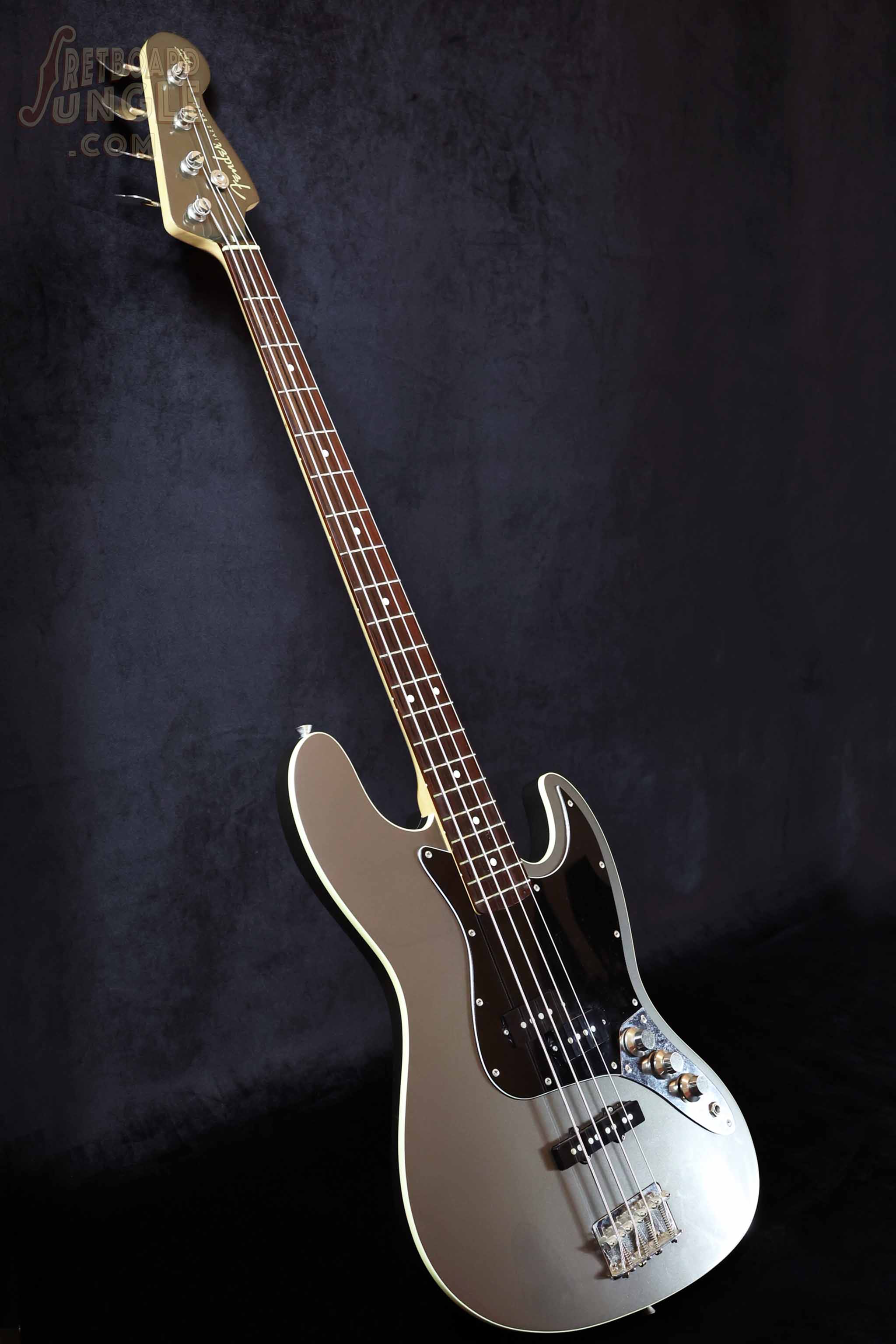 Fender Aerodyne Jazz Bass - Dolphin Grey - 2007 – Fretboard Jungle