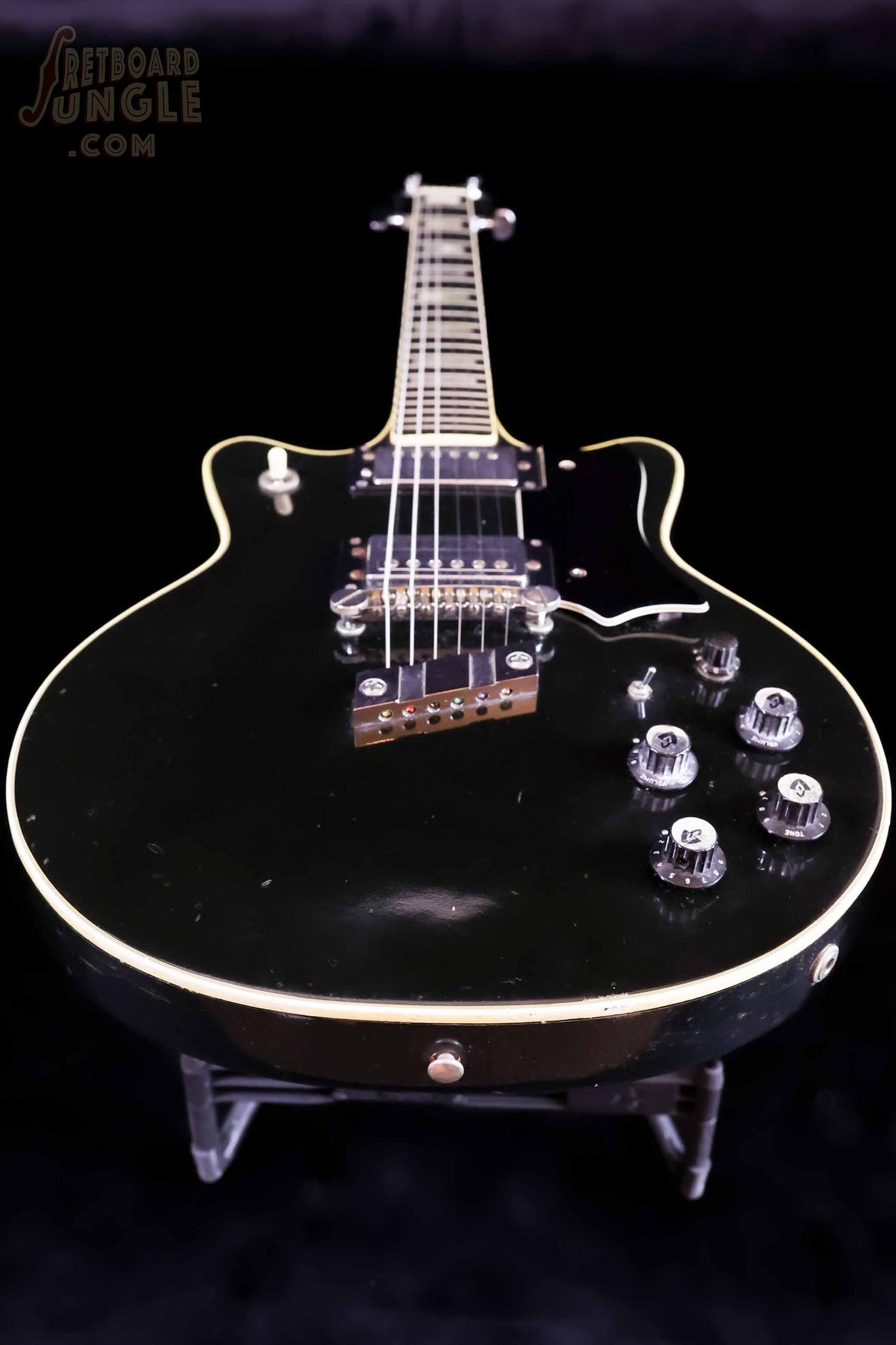 Guild M-80 - Black - 1977